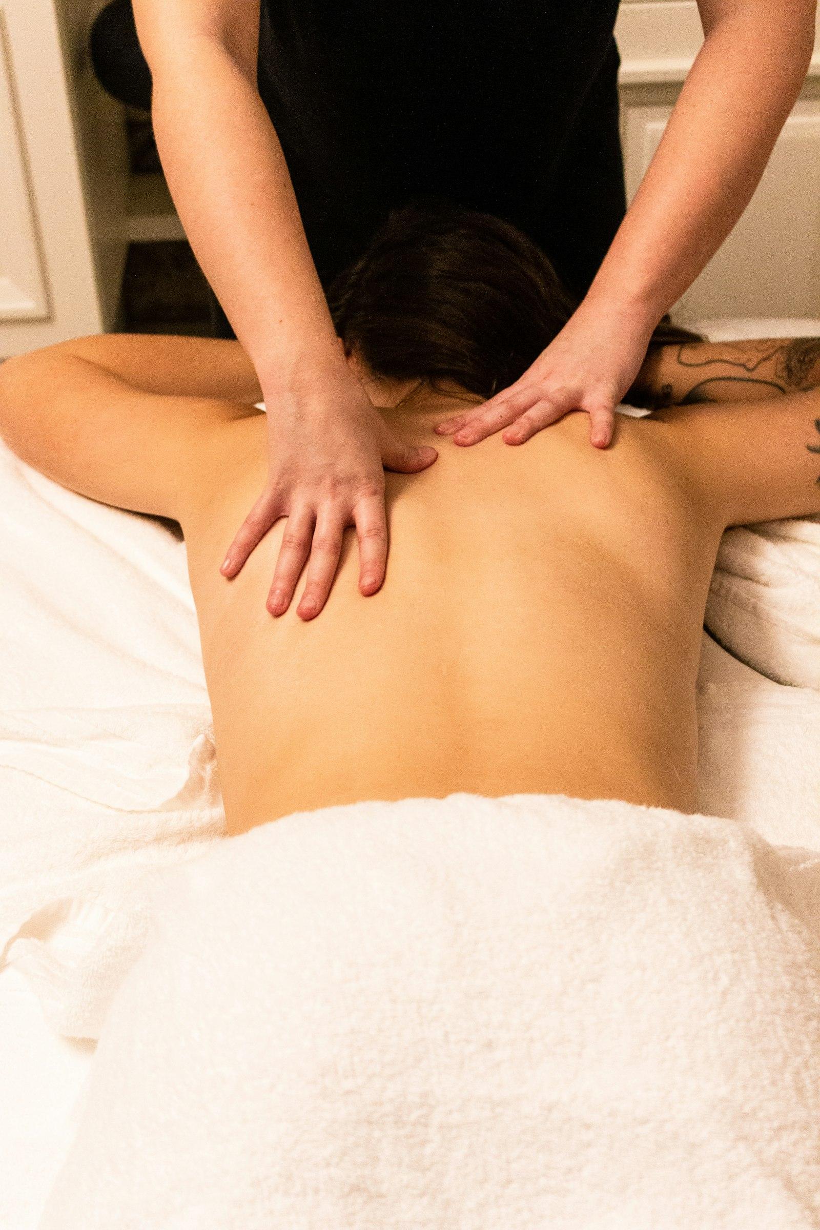 Body Fold Brightening
